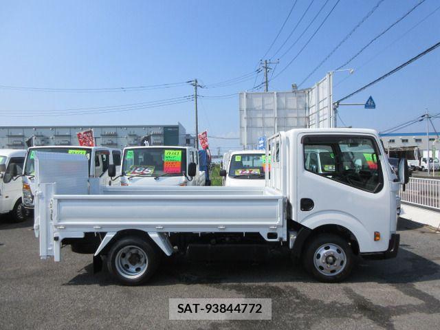 Nissan ATLAS 2019-01 8437940-3