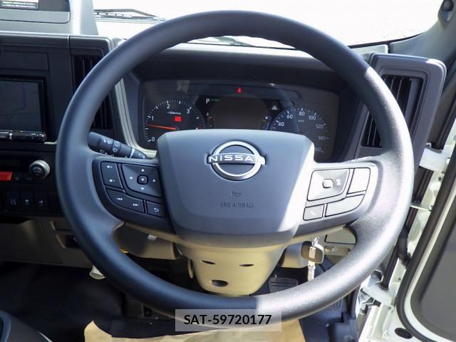Nissan ATLAS 2024-10 8523560-11