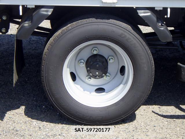 Nissan ATLAS 2024-10 8523560-18