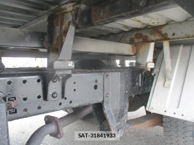 Nissan ATLAS 2009-03 8523576-9