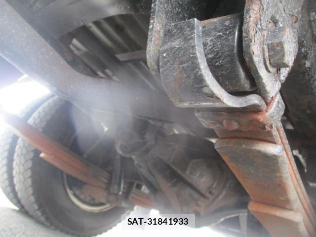Nissan ATLAS 2009-03 8523576-11