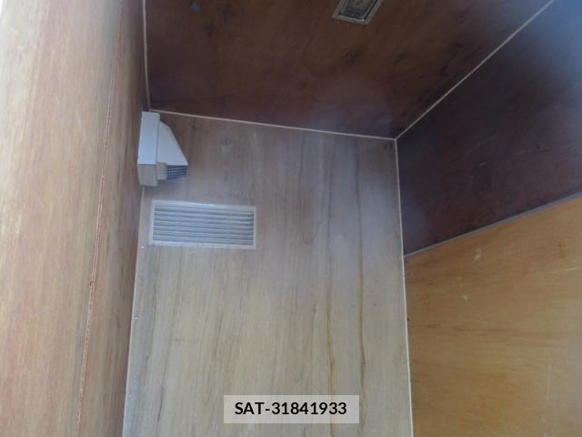 Nissan ATLAS 2009-03 8523576-21