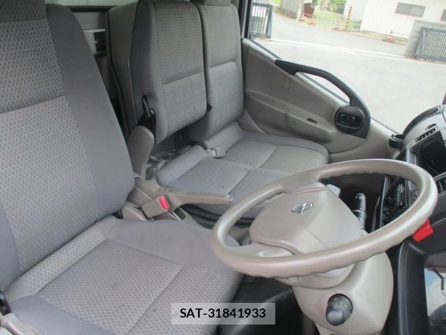 Nissan ATLAS 2009-03 8523576-26
