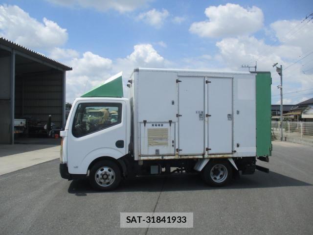Nissan ATLAS 2009-03 8523576-6