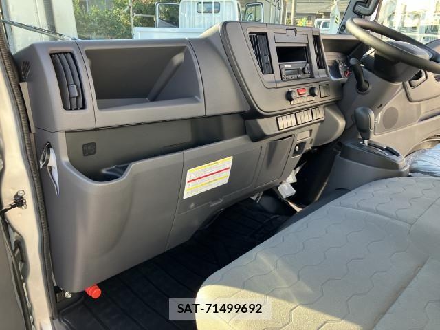 Nissan ATLAS 2026-01 8523568-23