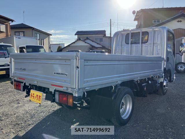 Nissan ATLAS 2026-01 8523568-2