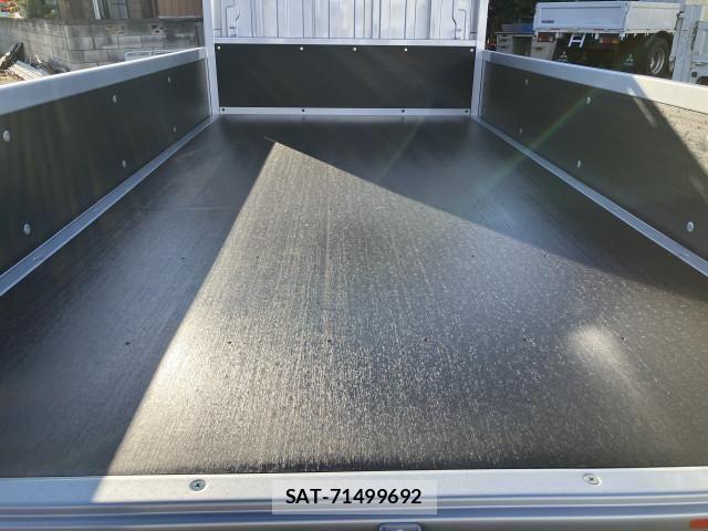 Nissan ATLAS 2026-01 8523568-3