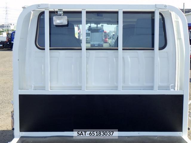 Nissan ATLAS 2022-12 8523569-9