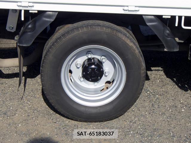 Nissan ATLAS 2022-12 8523569-20