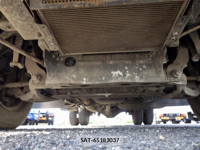 Nissan ATLAS 2022-12 8523569-22