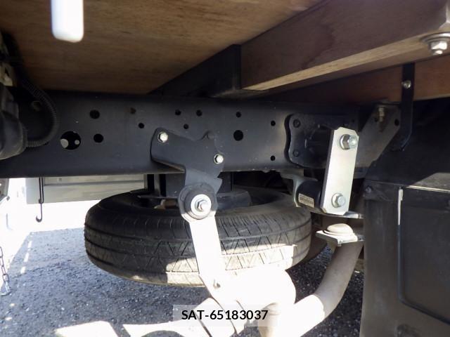 Nissan ATLAS 2022-12 8523569-24
