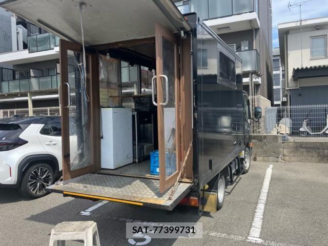 Nissan ATLAS 2016-04 8523572-3