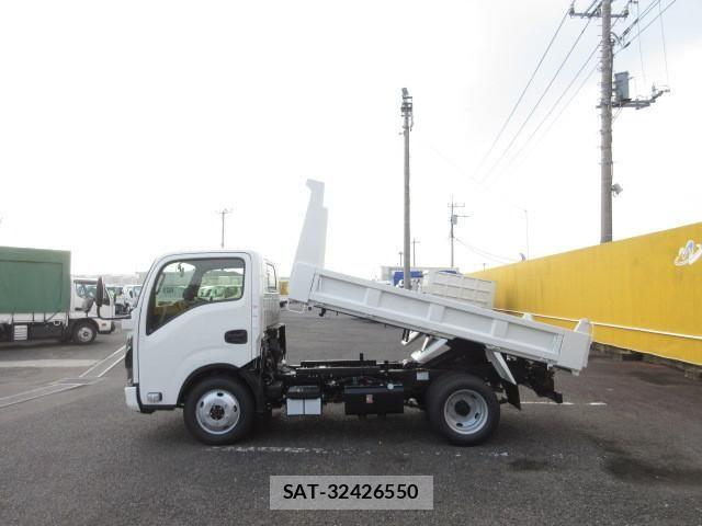 Nissan ATLAS 2026-07 8523557-13