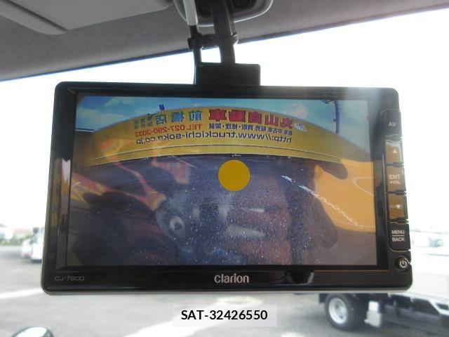 Nissan ATLAS 2026-07 8523557-25