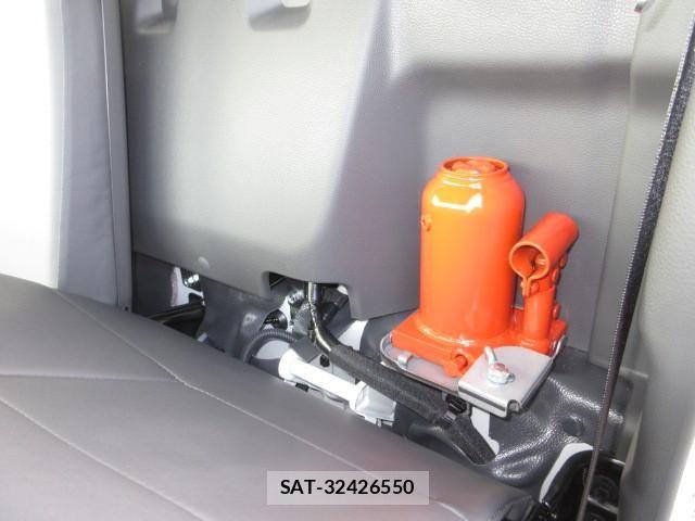Nissan ATLAS 2026-07 8523557-27