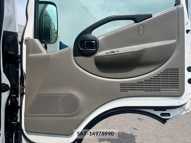 Nissan ATLAS 2026-07 8523574-13
