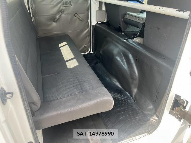 Nissan ATLAS 2026-07 8523574-26