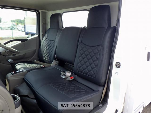 Nissan ATLAS 2021-04 8523571-12