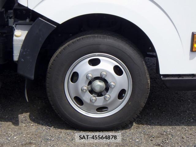 Nissan ATLAS 2021-04 8523571-21