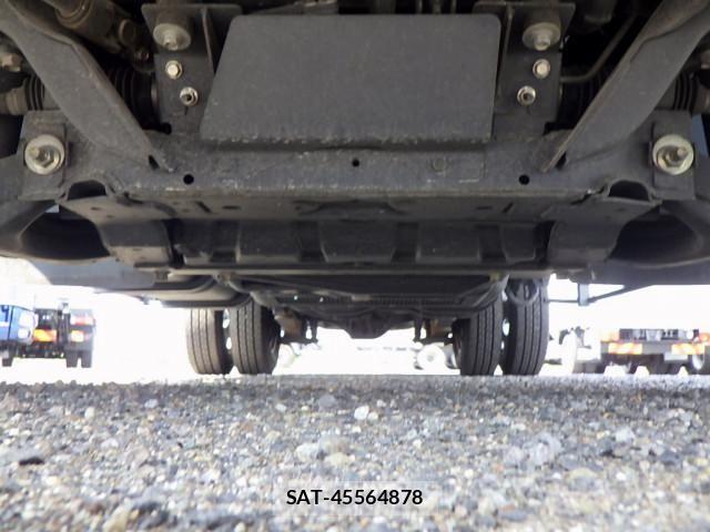 Nissan ATLAS 2021-04 8523571-23