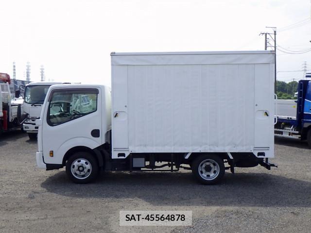 Nissan ATLAS 2021-04 8523571-3