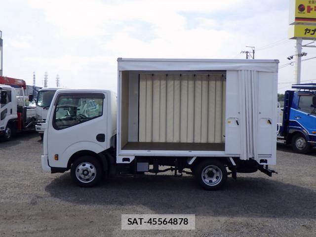 Nissan ATLAS 2021-04 8523571-6