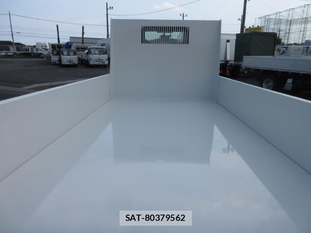 Nissan ATLAS 2026-07 8523558-10