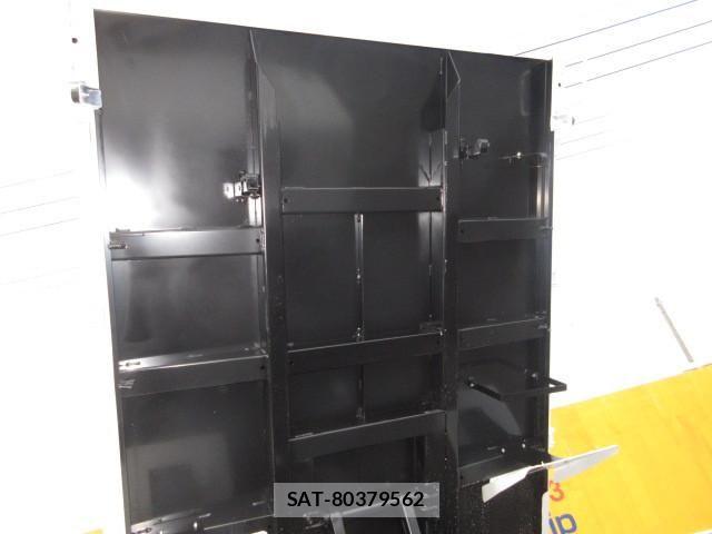 Nissan ATLAS 2026-07 8523558-17