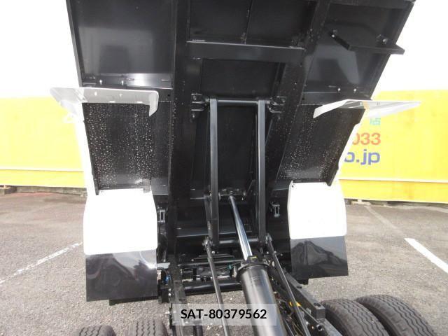 Nissan ATLAS 2026-07 8523558-18