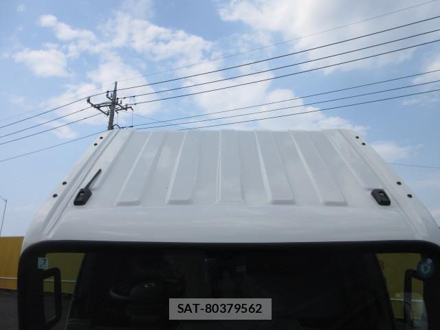 Nissan ATLAS 2026-07 8523558-22