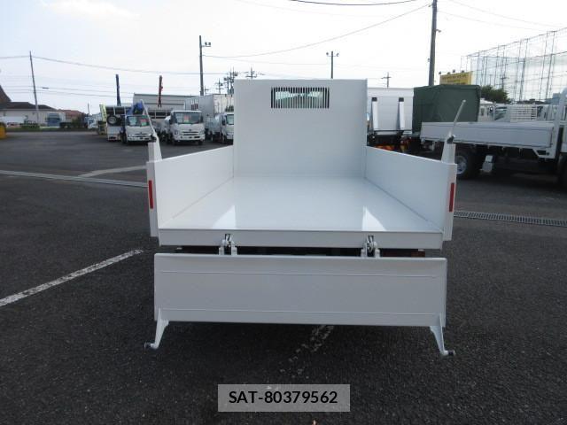 Nissan ATLAS 2026-07 8523558-7