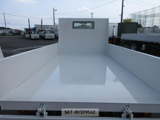 Nissan ATLAS 2026-07 8523558-8