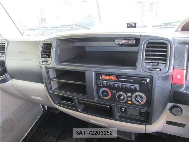 Nissan ATLAS 2015-06 8523573-10