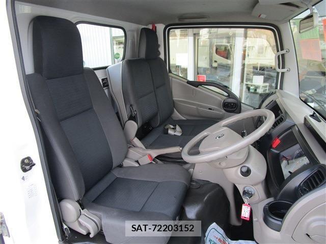 Nissan ATLAS 2015-06 8523573-13