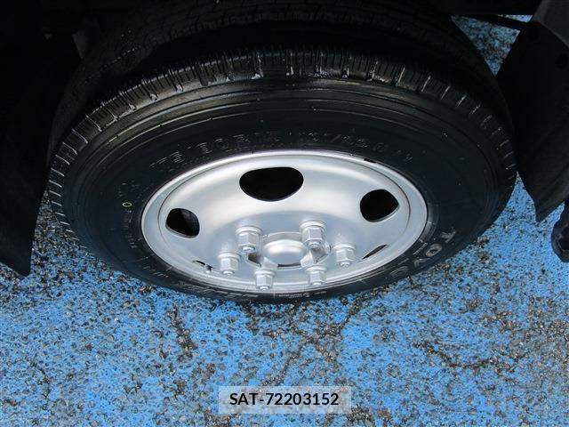 Nissan ATLAS 2015-06 8523573-19