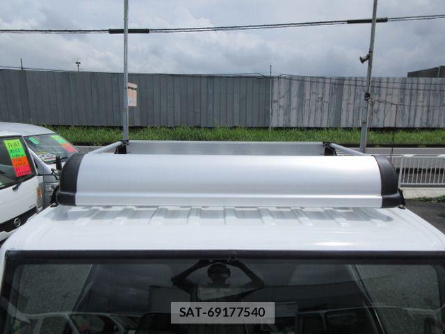 Nissan ATLAS 2012-07 8625831-9