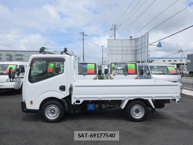 Nissan ATLAS 2012-07 8625831-4