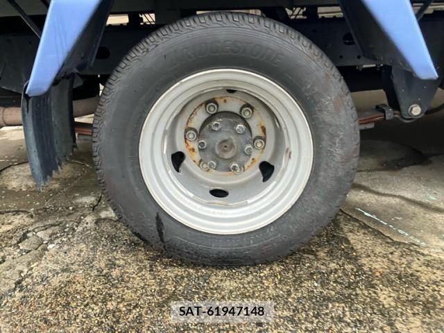 Nissan ATLAS 2013-12 8665811-6