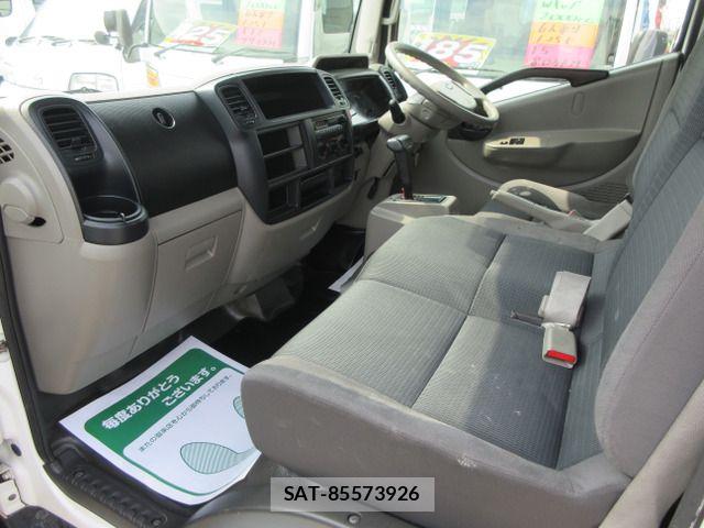 Nissan ATLAS 2016-04 8740509-11