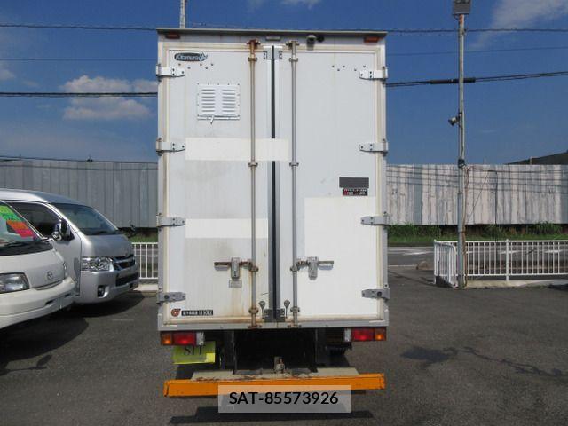 Nissan ATLAS 2016-04 8740509-2