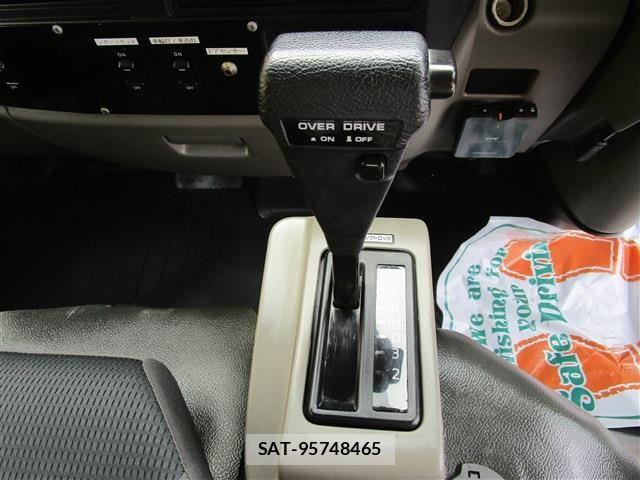 Nissan ATLAS 2019-07 8740508-11