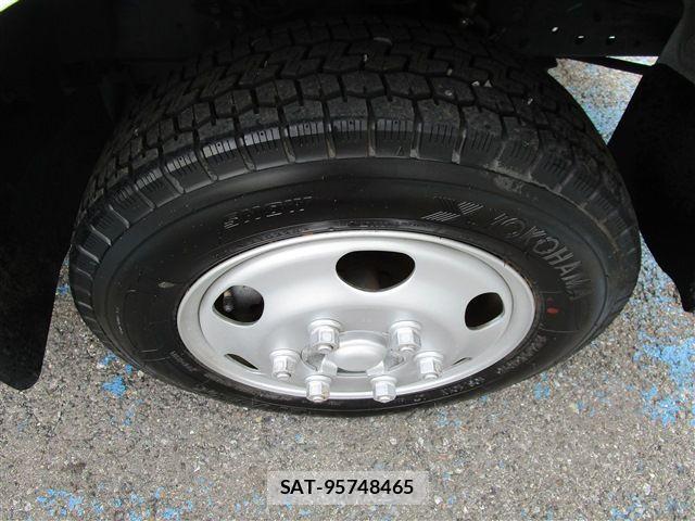 Nissan ATLAS 2019-07 8740508-19