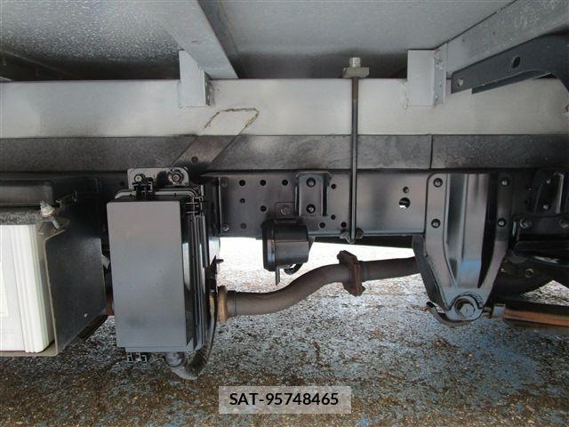 Nissan ATLAS 2019-07 8740508-29
