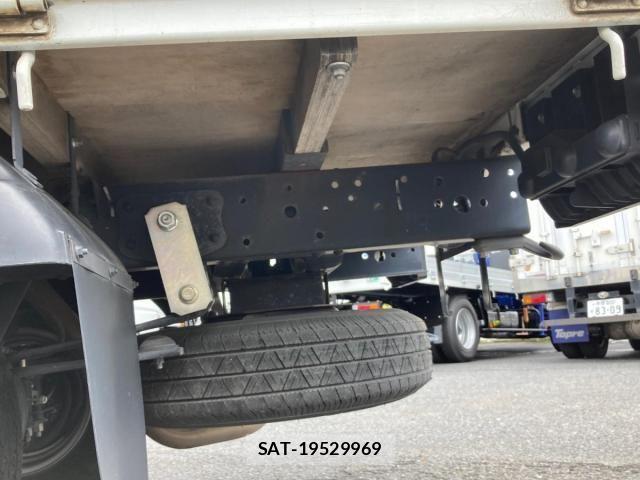 Nissan ATLAS 2021-07 8795278-9