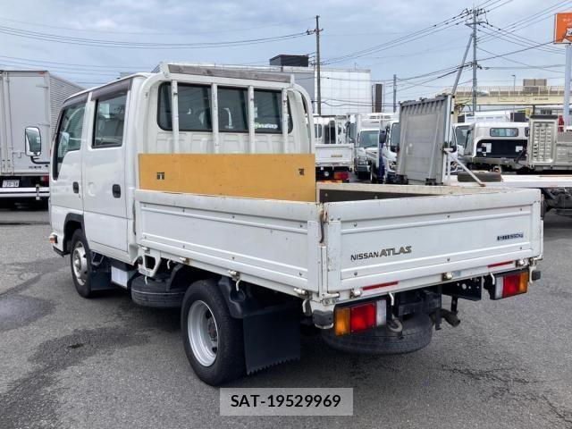 Nissan ATLAS 2021-07 8795278-3