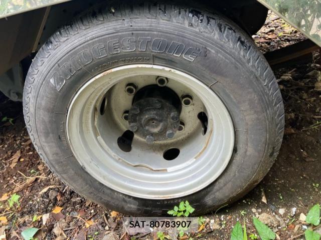 Nissan ATLAS 2013-03 8848256-4