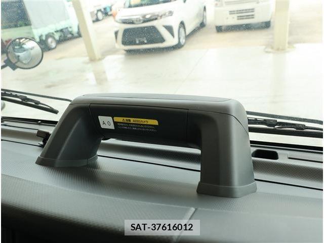 Nissan ATLAS 2023-07 8870421-11
