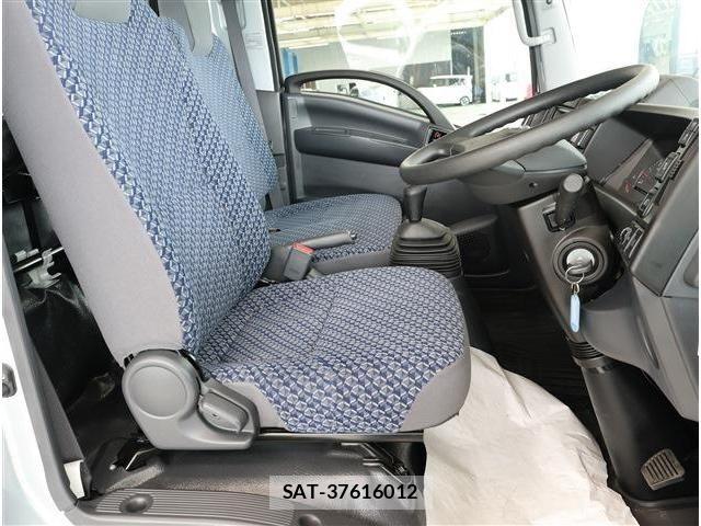 Nissan ATLAS 2023-07 8870421-14