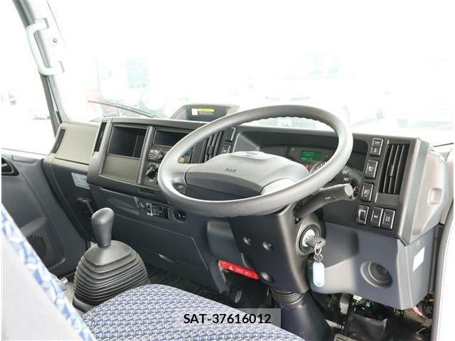 Nissan ATLAS 2023-07 8870421-1
