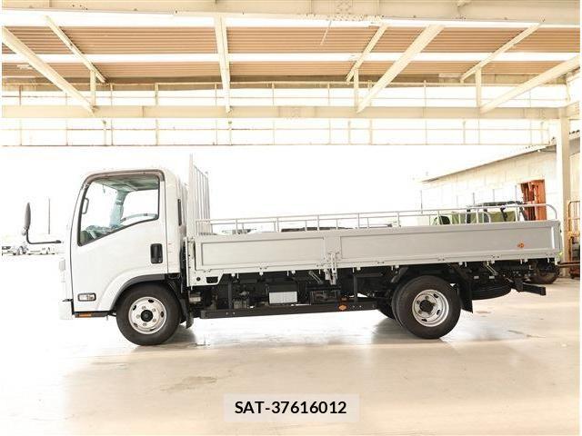 Nissan ATLAS 2023-07 8870421-22
